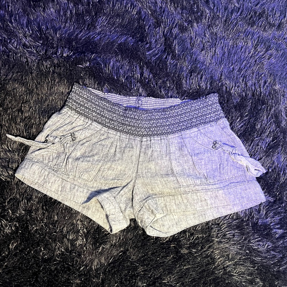 JOLT FLOWY DENIM SHORTS